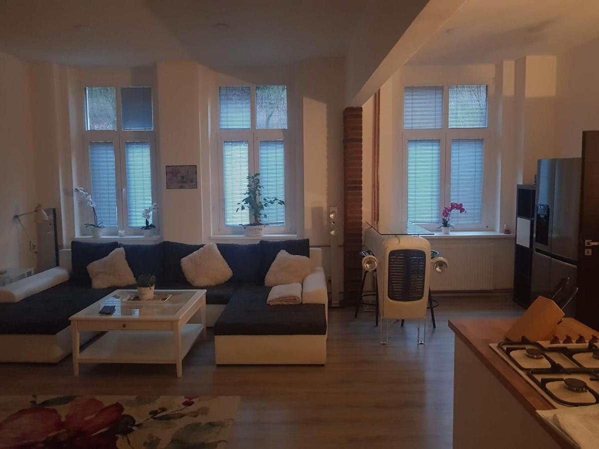 Apartman Karlovy Vary Exterior photo